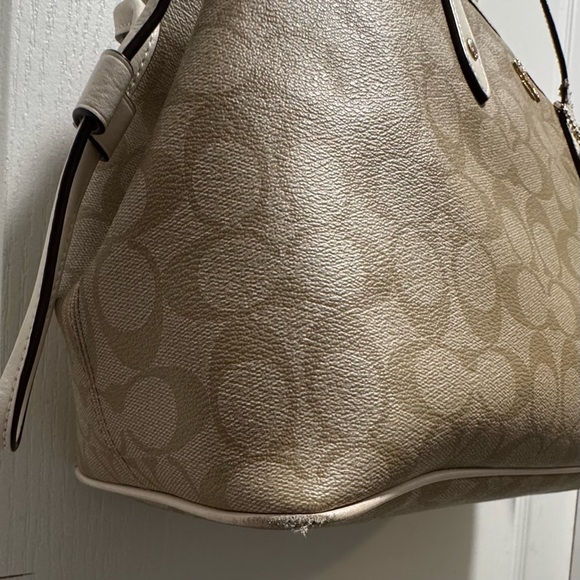 Coach Beige/White Signature Coated Canvas and Leather Drawstring Carryall Bag - Picture 13 of 16